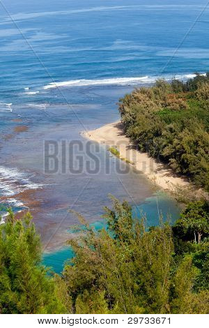 Ke'e strand på Kauai fra Trail