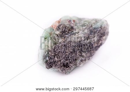 Emerald Macro Nestled In Bedrock Colde Up