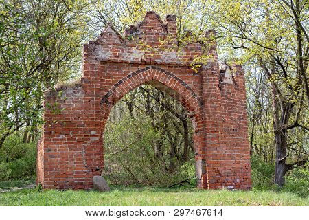 Pokrzywno, Kujawsko-pomorskie / Poland - April, 24, 2019: Ruins Of The Teutonic Castle In A Small To
