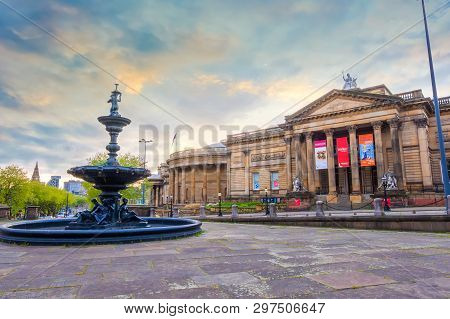 Liverpool, Uk - May 16 2018: Walker Art Gallery At William Brown Street In Liverpool City Centre, On