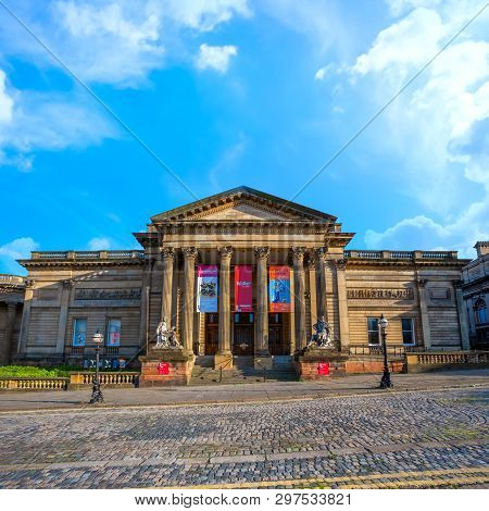 Liverpool, Uk - May 17 2018: Walker Art Gallery At William Brown Street In Liverpool City Centre, On