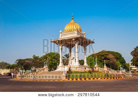 Statue Of Maharaja Chamarajendar Wodeyar King In The Centre Of Mysore City In India
