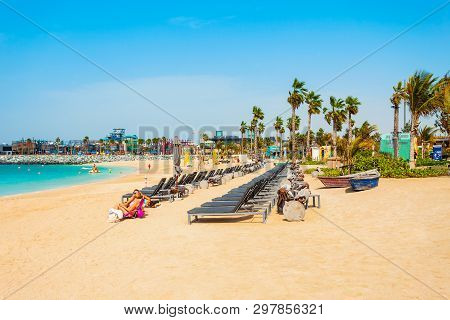 Dubai, Uae - February 27, 2019: La Mer Or Jumeira Beach Is A Public Beach In Dubai City In Uae
