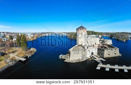 Beautiful Aerial View Of Olavinlinna, Olofsborg Ancient Fortress, The 15th-century Medieval Three - 