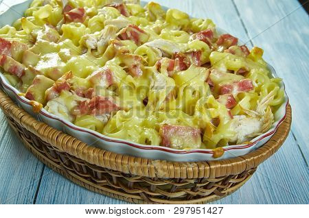 Chicken Cordon Bleu Casserole