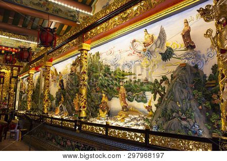 Interior Design And Decoration For People Visit Guandi Shrine And Jinping Temple Of The Queen Of Hea
