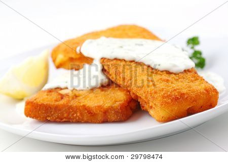 Filet z ryby panierowany z diety remoulade