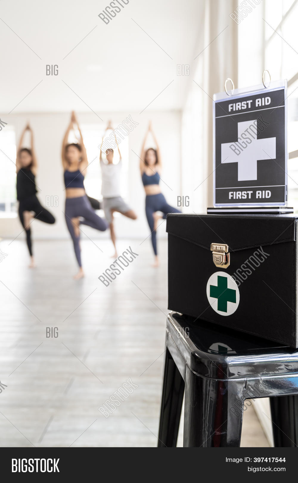 First Aid Box Signage Image & Photo (Free Trial) | Bigstock