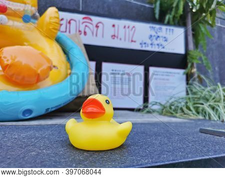 Brisbane, Australia - November 29, 2020: Yellow Rubber Duck Represents A Sympbol Of Innocent People 
