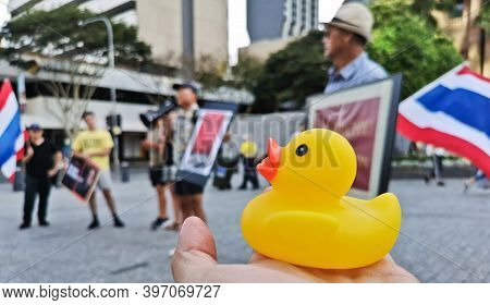 Brisbane, Australia - November 29, 2020: Yellow Rubber Duck Represents A Sympbol Of Innocent People 
