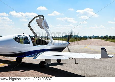 Zhytomyr, Ukraine - 22 August 2020 Ukrainian Plane For Skydiving. Korolev Avia Fest. Avia Festival