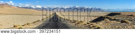 Pamir Highway Or Pamirskij Trakt, Pamir Mountains And Karakul Lake In Tajikistan. Landscape Around P