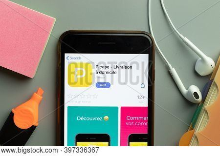 New York, Usa - 1 December 2020: Please Livraison A Domicile Mobile App Icon On Phone Screen Top Vie