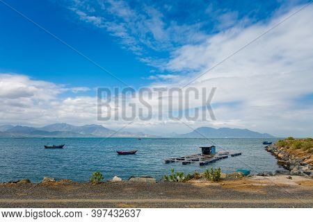 Vietnam Ocean Road From Phan Rang To Cam Ranh