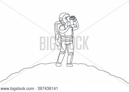 One Single Line Drawing Of Young Happy Astronaut Enjoying To See Scenery Using Binocular In Moon Sur
