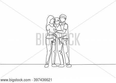 Single Continuous Line Drawing Of Young Happy Mom And Dad Carrying Their Lovely Daughter Full Of War