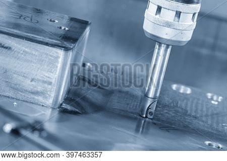 The Cnc Milling Machine Rough Cutting  The Injection Mold Parts By Indexable  Endmill Tools. The Mol