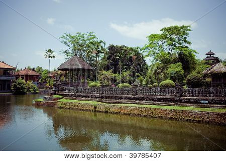 วัดทามานเอยุน (Mengwi)