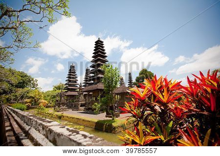 วัดทามานเอยุน (Mengwi)
