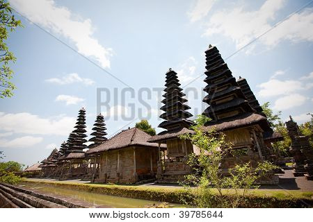 วัดทามานเอยุน (Mengwi)