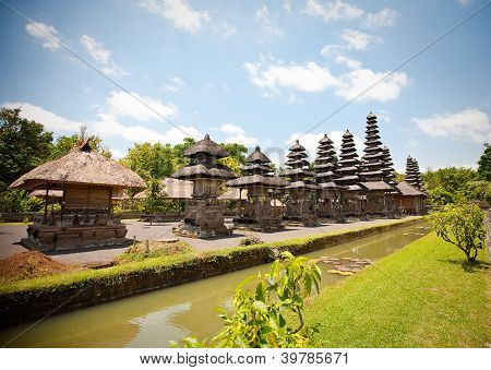 วัดทามานเอยุน (Mengwi)