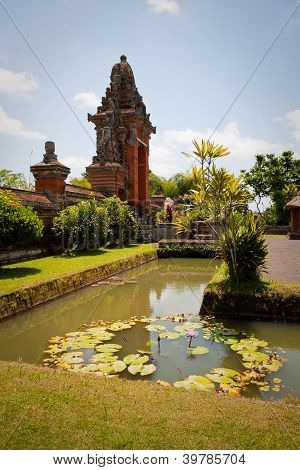 วัดทามานเอยุน (Mengwi)