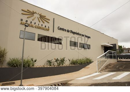 Jau / Sao Paulo / Brazil - 02 21 2020: Facade Of Amaral Carvalho Hospital - Imaging Diagnostic Cente