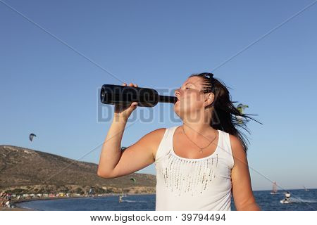 Donna bevande vino