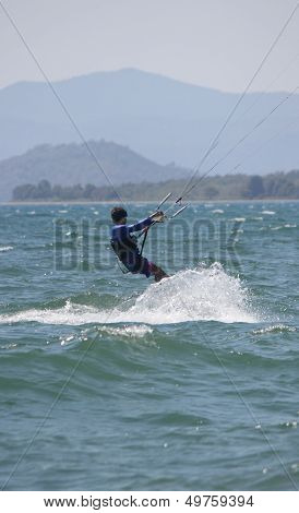Kitesurfing