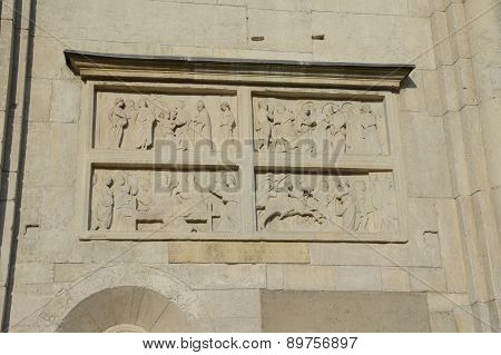 Bas relief