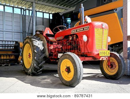 David Brown 880 Implematic Tractor