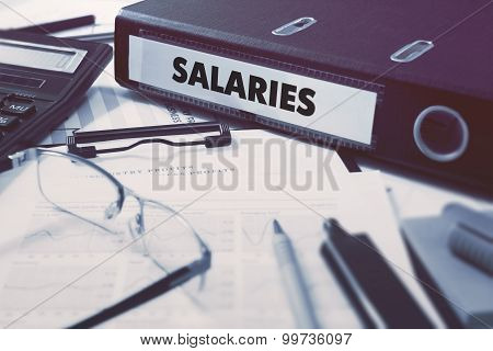 Ring Binder with inscription Salaries.