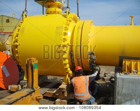 Surgut,  November 11, 2008: Construction Of An Oil And Gas Pipeline.