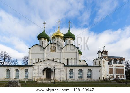Transfiguration Cathedral in St. Euthymius monastery at Suzdal was built the 16th century. Golden Ri