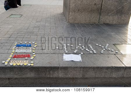 Light Candles Near General Kleber