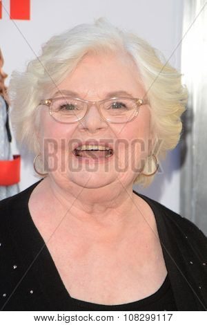 LOS ANGELES - NOV 12:  June Squibb at the 