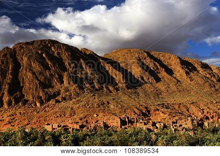 Town and oasis of Tinerhir, Morocco, Africa