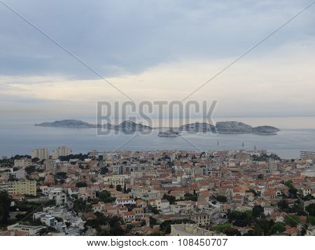 Islands with If castle