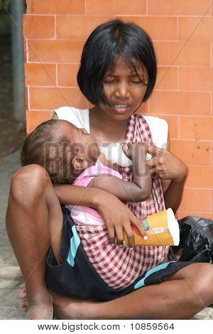 Kind en baby, Cambodja.