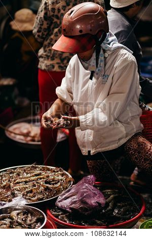 Nha Trang, Vietnam - Circa March 2015 - Unidentified Seafood And Fish Seller At Fish Market