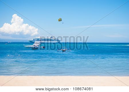 BALI, INDONESIA - APRIL 8: Views of the Sunny sea in Tanjung Benoa on April 8, 2014 in Bali.