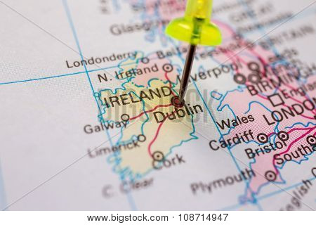 Ireland on atlas world map
