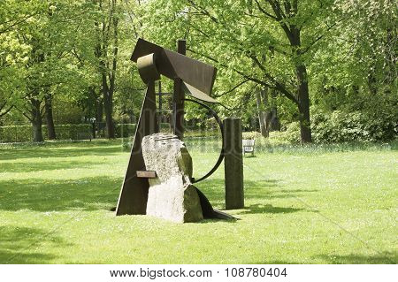 Modern sculpture in the Britz Garden