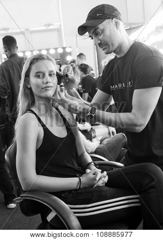 Custo Barcelona - Backstage - Spring 2016 Collection