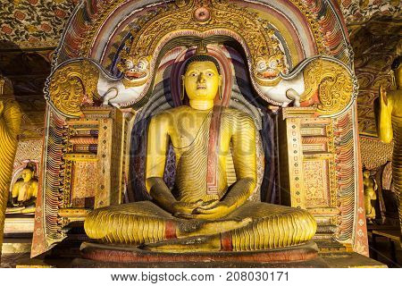 Dambulla Golden Cave Temple