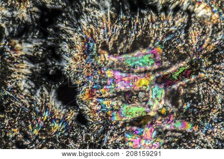 microscopic Loperamide crystals illuminated with polarized light