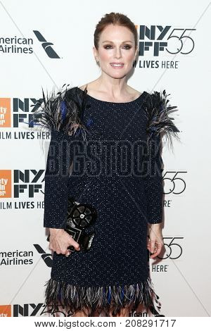 NEW YORK-OCT 07: Actress Julianne Moore attends the 