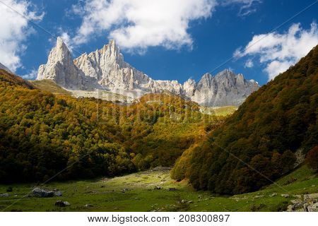 Peaks in Lescun Cirque. On the left Petite Aiguille Ansabere and to the right Grand Aiguille Ansabere. Aspe Valley, Pyrenees, France.