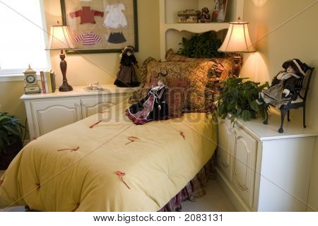 Quarto com bonecas 1350