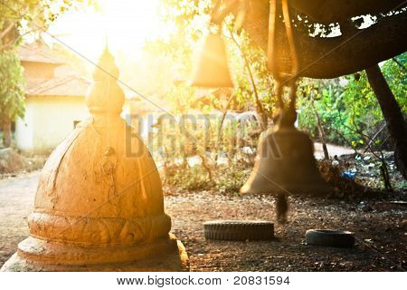 Hinduismus oltář s bellls, australská